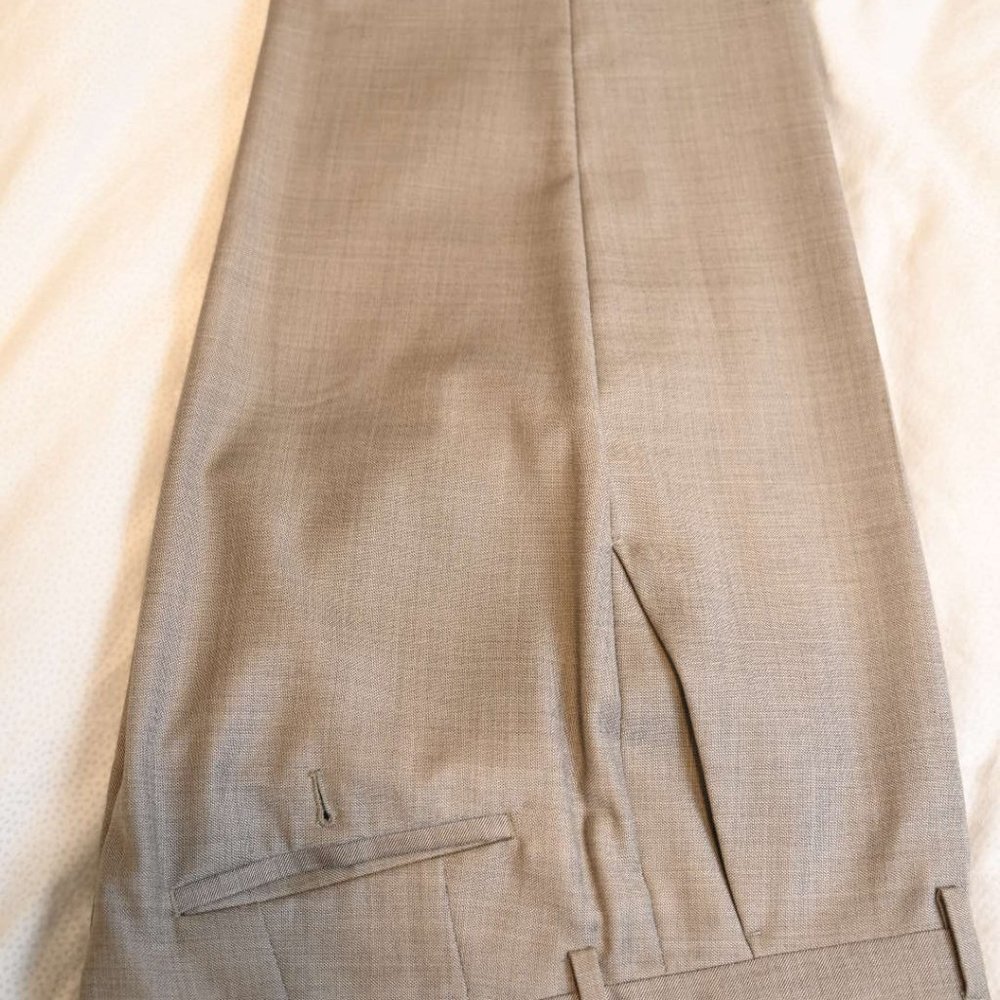 Hugo Boss men's pants light brown - size 32/32